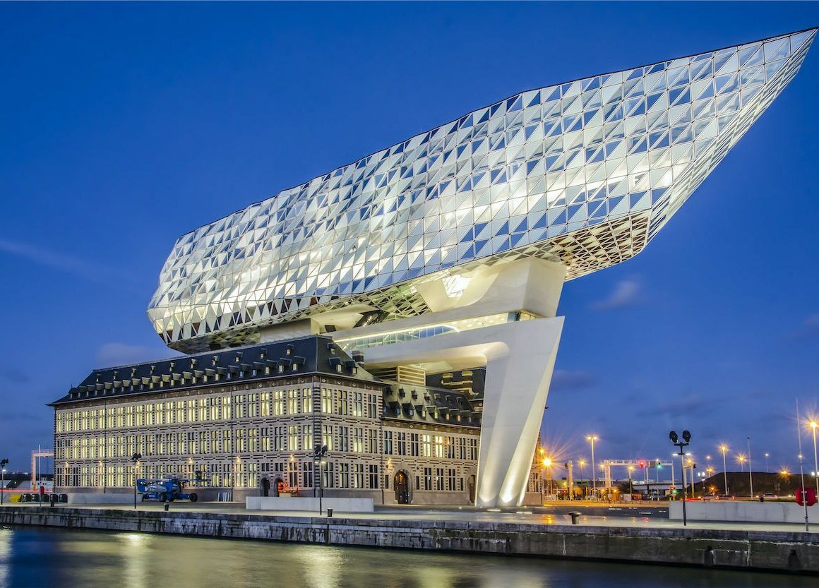 New office port in the harbor of Antwerp Belgium 1200x833 1